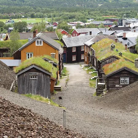 3 Bedroom Gorgeous In Appartamento Røros